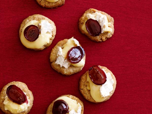 Wie man Erdnussbutter-Haferflocken-Cracker zubereitet