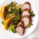 Fünf-Gewürze-Schweinebraten mit Brokkoli und Orange