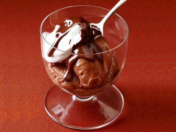 Wie man Schokoladen-Kastanien-Mousse zubereitet