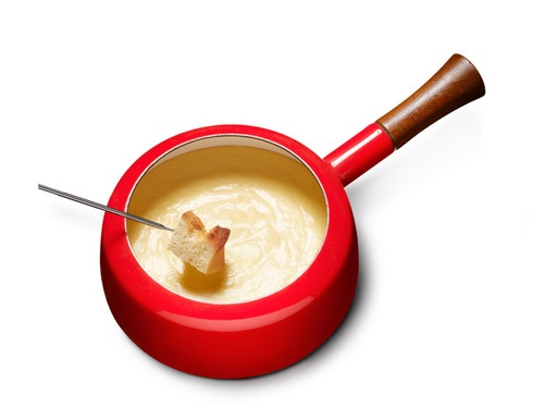 Wie man klassisches Käsefondue zubereitet