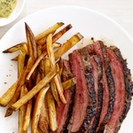 Rindersteak mit Senfsauce und Kartoffeln