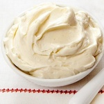 Mascarpone-Frischkäse und weißer Schokoladenaufstrich