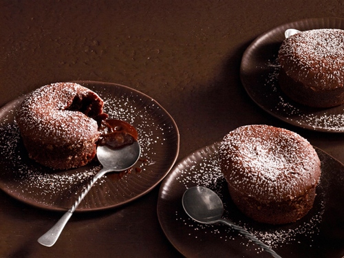 Wie man einen Lava-Kuchen zubereitet