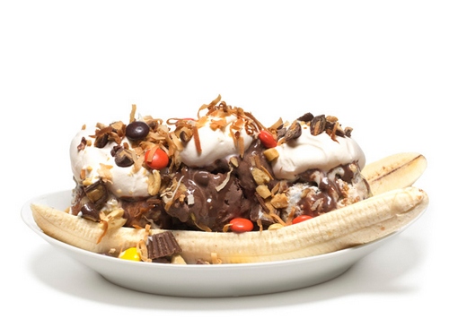 Wie man Bananen-Erdnuss-Eiscreme zubereitet