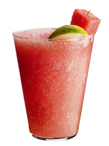 Wie man eine gefrorene Wassermelonen-Margarita zubereitet