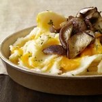Kartoffelpüree und Kürbis mit Shiitake-Pilzen