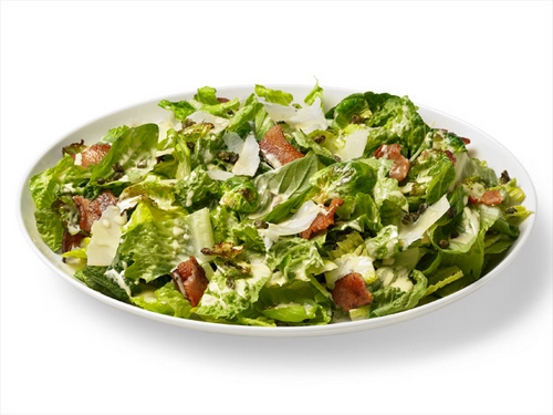 Zubereitung - Caesar Salad mit Speck, Rosenkohl und Basilikum
