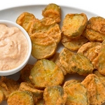 Frittierte Essiggurken