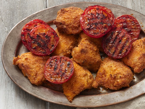 Zubereitung - Gegrillte Hähnchenschenkel in Panade