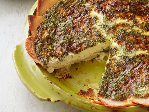 So wird's gemacht: Offener Eier-Käse-Auflauf auf Kartoffelboden
