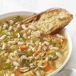 Dicke italienische Suppe „Ribollita“