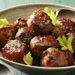 الكرفس Polpette في صلصة الطماطم