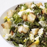 Caesar-Salat mit Grünkohl