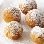 Italienische Mini-Zeppole-Donuts