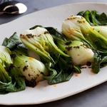 Gedämpfter Pak Choi mit asiatischen Gewürzen