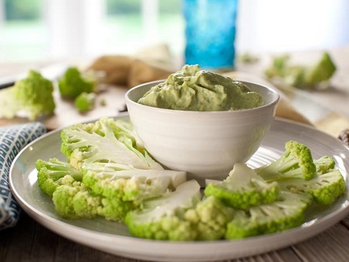 Zubereitung - Blumenkohl mit würzigem Avocado-Dip