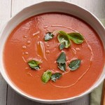Tomaten- und Wassermelonen-Gazpacho