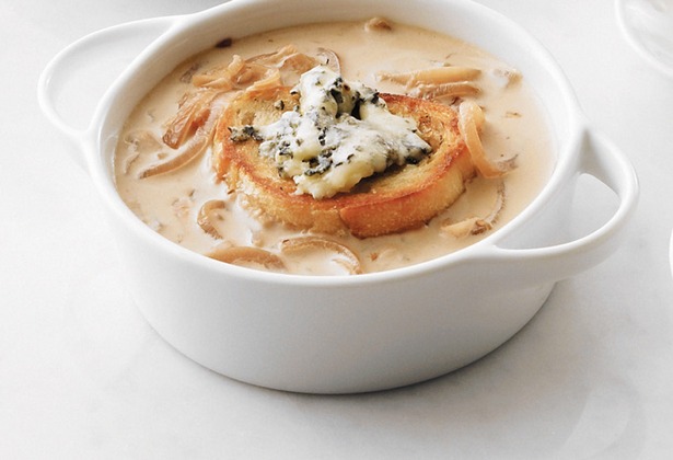 Zubereitung - Cremige Zwiebelsuppe mit karamellisierten Zwiebeln