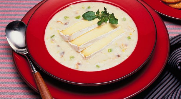 Rezept für cremige Pilz-Brie-Suppe