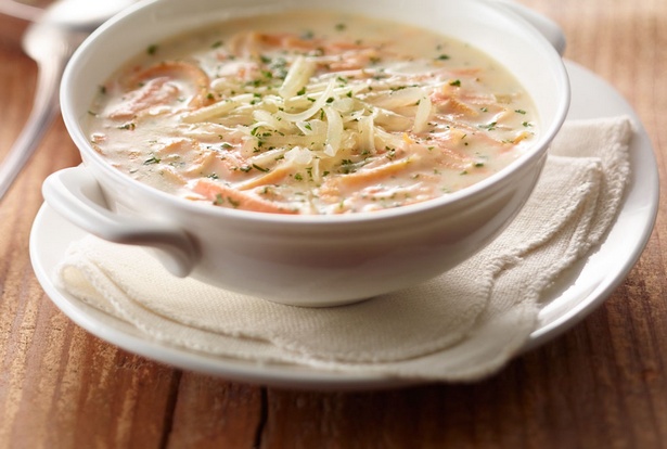 Wie man eine cremige Karottensuppe zubereitet