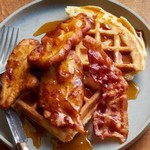 Waffeln mit Speck und Hähnchen