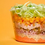 Siebenschichtige Dip-Sauce mit Eiern und Gewürzen