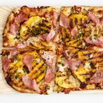 Hawaiianische BBQ-Pizza