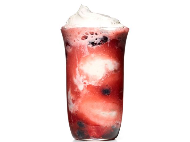 Zubereitung – Sahne-Soda mit Beeren-Float