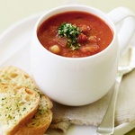 شوربة طماطم مع الحمص