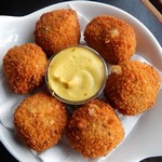 Niederländische Fleischkroketten "Bitterballen"