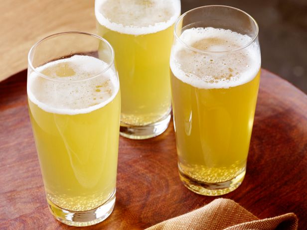 Πώς να φτιάξετε ένα Shandy από μηλίτη