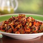 Geröstete Süßkartoffeln mit pikanter Soße