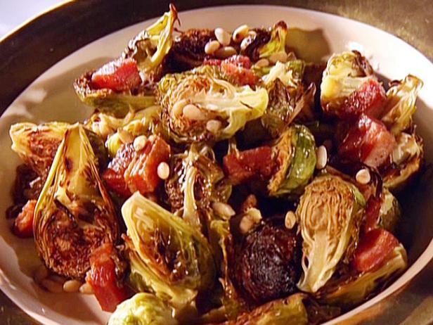 Rezept - Rosenkohl gebacken mit Nüssen und Beeren