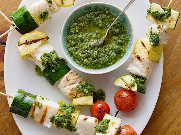 Zubereitung - Fischspieße mit Chimichurri-Basilikum-Sauce