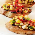 Gegrillte Speck- und Mais-Crostini