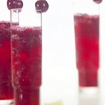 Kirsch-Mojito mit Crushed Ice