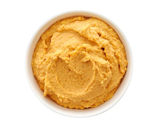 Wie man Buffalo Wing Hummus zubereitet