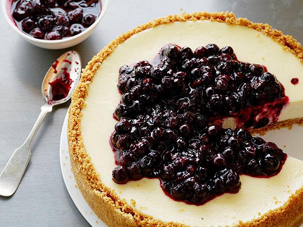 So gelingt der perfekte Blaubeer-Käsekuchen