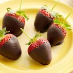 Schokoladenüberzogene Erdbeeren