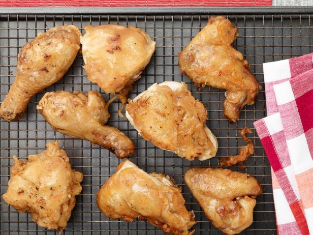 วิธีทำ - ไก่ทอดแบบคลาสสิกสำหรับปิกนิก
