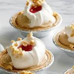 Erdnusspudding und Marmeladenkuchen