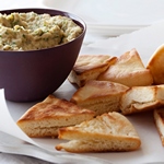 Weißes Bohnenpüree mit Pita-Chips