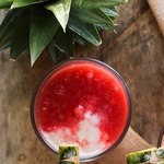 Erdbeer-Pina-Colada „Lava Flow“