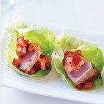 Hawaiianische Thunfisch-Wraps