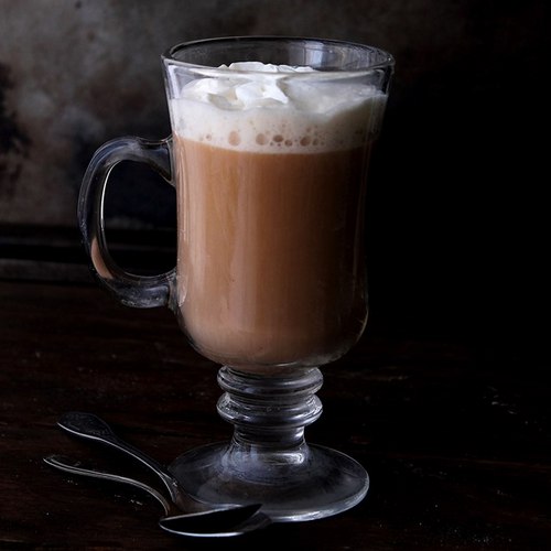 Wie man echten irischen Kaffee zubereitet