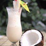 Pina Colada Cocktail mit Kokoscreme