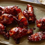 Karibische Jerk-Hähnchenflügel