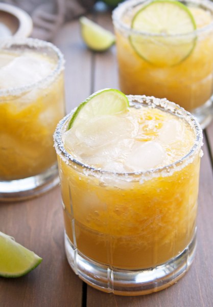 Wie man eine Mango-Margarita zubereitet