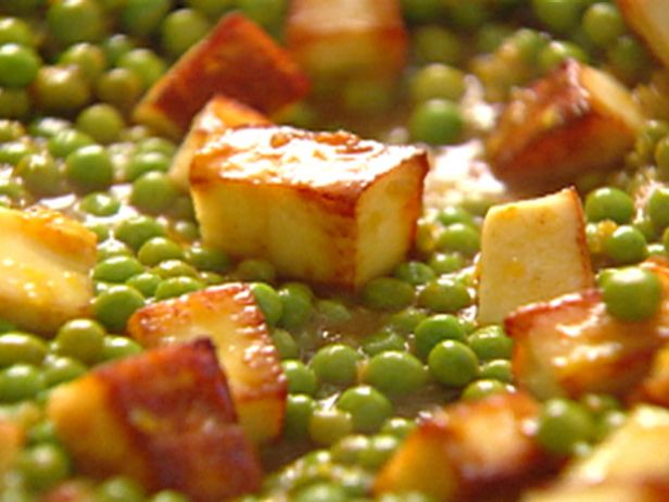 Wie man Matar Paneer zubereitet – Käse mit grünen Erbsen