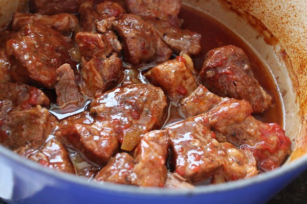 วิธีทำ - ซี่โครงหมูตุ๋นซอสโมโจสไตล์บ้านนอก